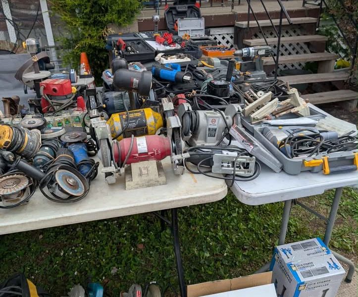 VENTE DE GARAGE!!!