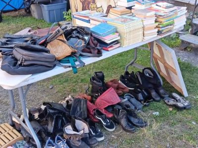 Vente de garage au marché aux puces