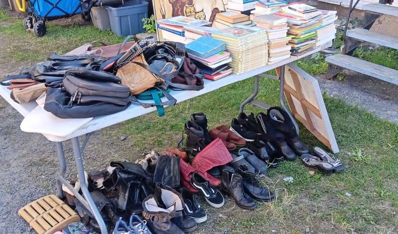 Vente de garage au marché aux puces