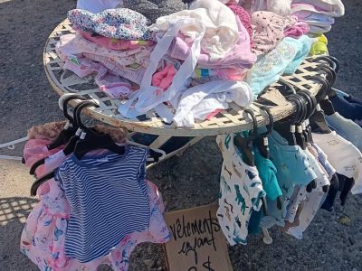 Vente de garage au marché aux puces