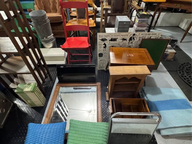 Vente de déménagement & antique