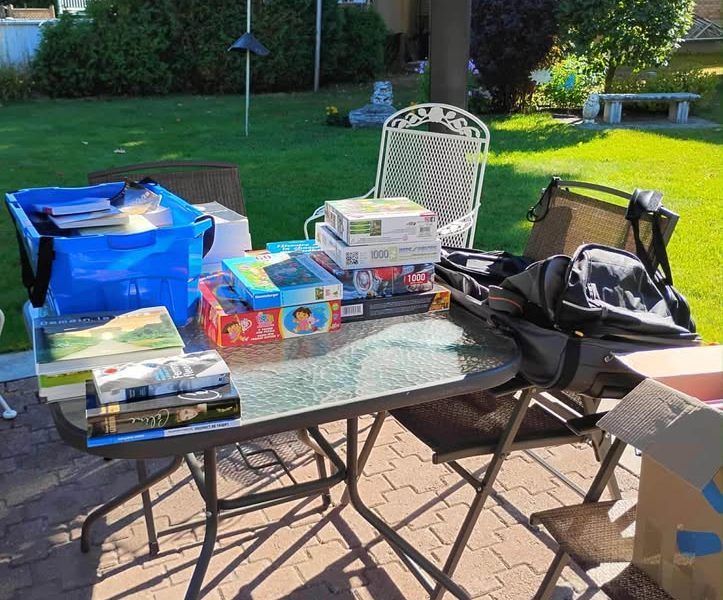 VENTE DE GARAGE 19-20-21 Sept.