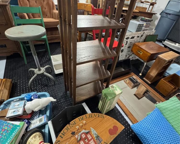 Vente de déménagement & antique