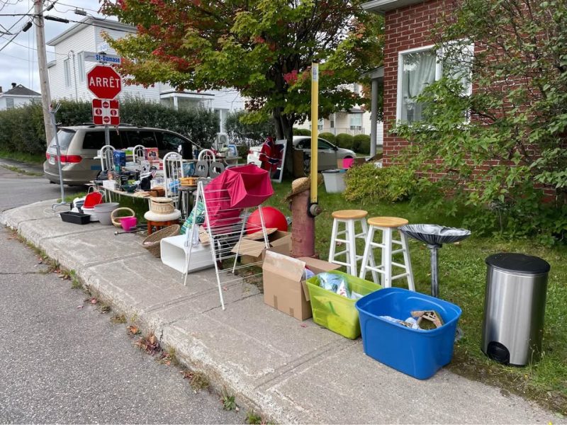 MEGA VENTE DE GARAGE
