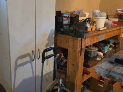 Vente de garage - Vide maison