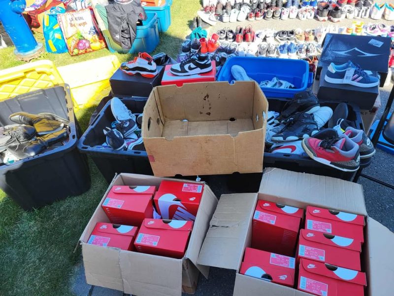 Yard sale- (Sept-27) 11am til 6pm