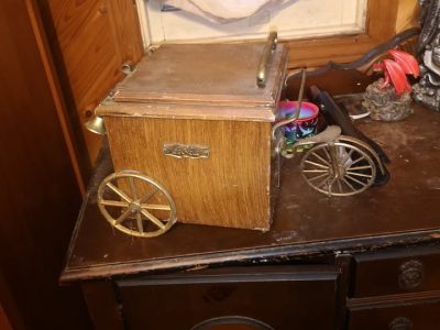 Vide maison. Accepte les dons volontaires (Val-Bélair)
