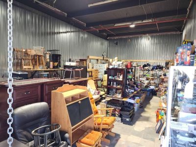 Vente de garage 🤑🤑rempli ton sac pour 10$