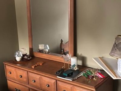 Vente de garage vide maison