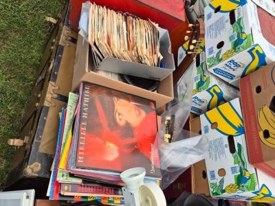 Grande Vente de garage St-Albert, 30 et 31 Mai, antiquité, usagée
