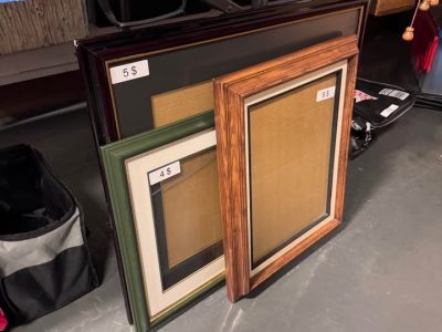 Vente de garage - Warwick