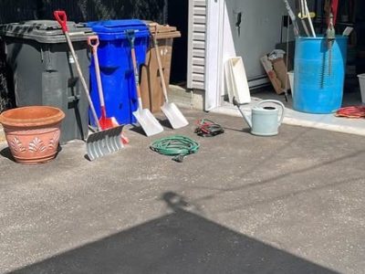 Vente de Garage intérieur 22-23-24 mai ( 9 hres/ 4 hres)