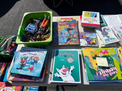 Vente de Garage items enfant
