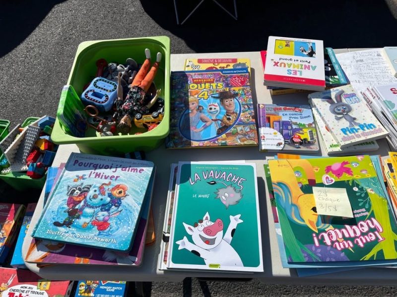 Vente de Garage items enfant