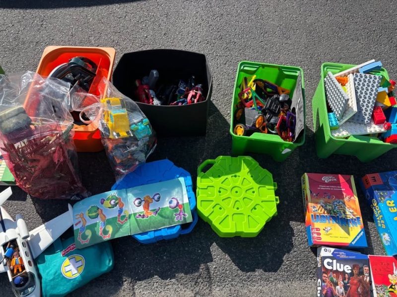 Vente de Garage items enfant