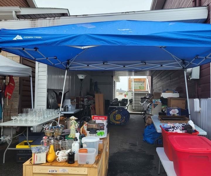 Méga vente de Garage