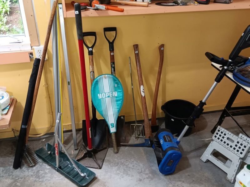 Vente de garage - Dans la garage - 5, 6 & 7 juin