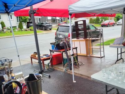Méga vente de Garage