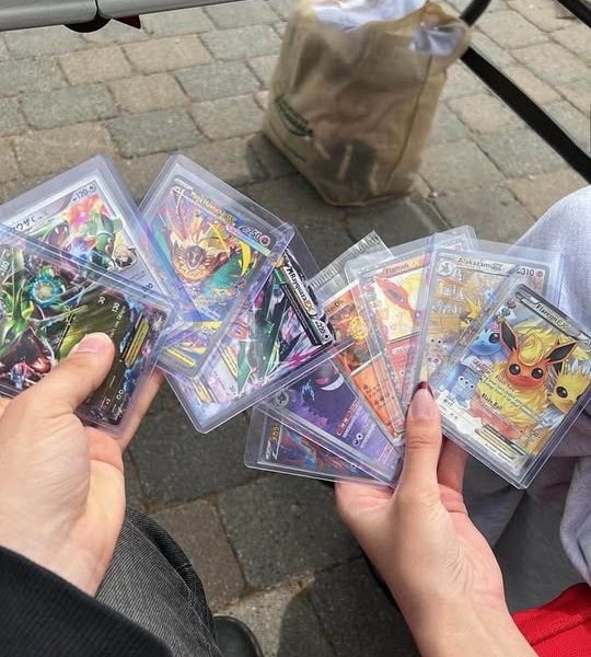 Vente de garage Pokémon!