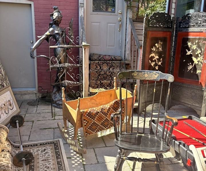 Vente de Garage/ Garage Sale June 13th 9h-3h