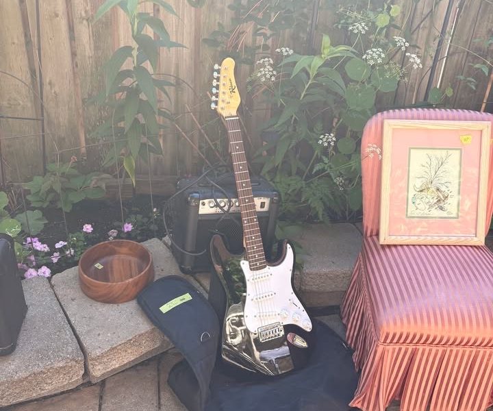 Vente de Garage/ Garage Sale June 13th 9h-3h