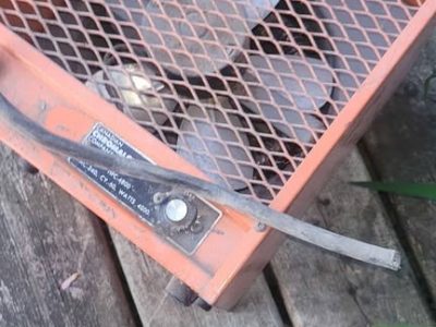 Vente de garage aujourd'hui seulement 13 juin