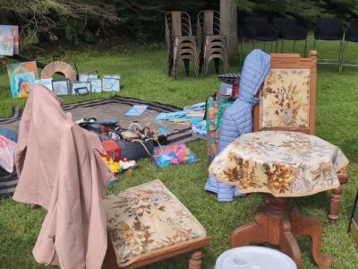 Grosse vente de Garage plusieurs familles - 27 juin