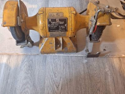 VENTE DE GARAGE À SHERBROOKE