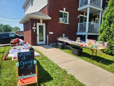 Grande vente de garage Bienvenue au collectionneur