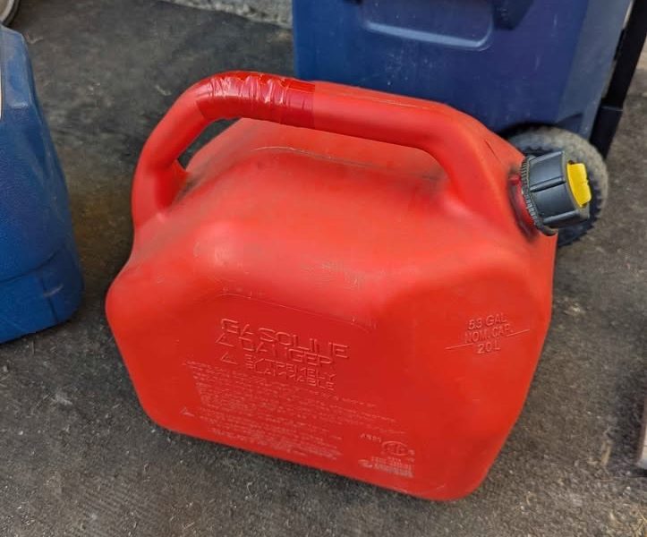 MÉGA vente de garage - 10, 11, 12 juillet