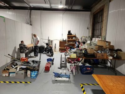 Vente de garage interieur marché harmonie à Trois-Rivières