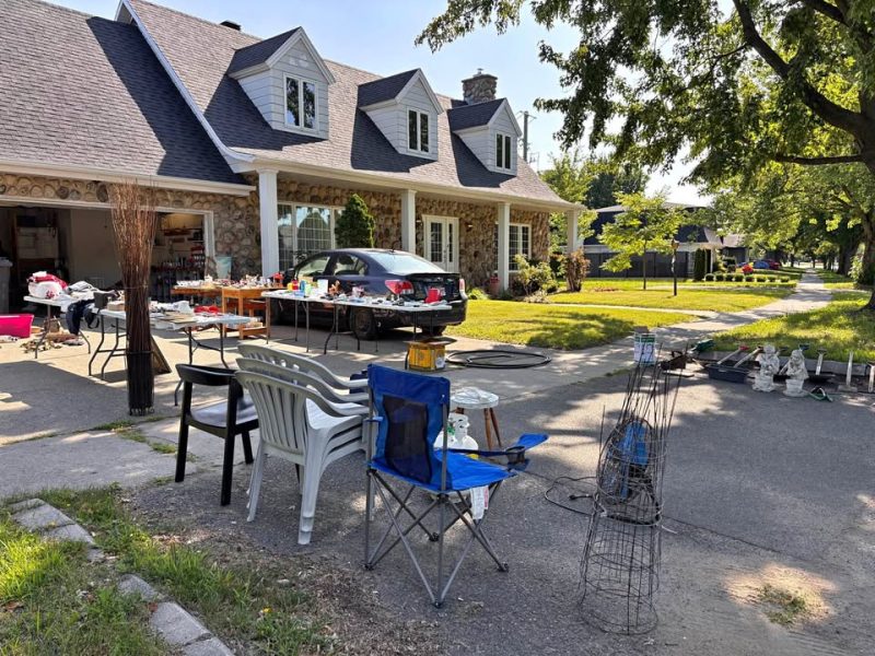 Vente de garage 15 août à Trois-Rivières 🎉