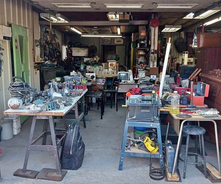 Vente de garage 22-23 Août à Albanel