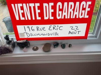 Vente de garage 22 août 2026 à Drummondville. Très bon prix!