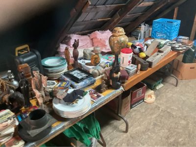 Grosse vente garage intérieur à Louiseville