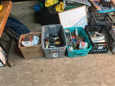 Grosse vente garage intérieur à Louiseville