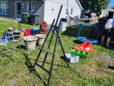 Grande vente de garage à Drummondville