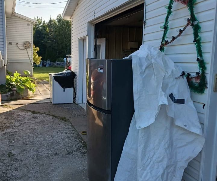 Vente de garage 22-23 Août à Albanel