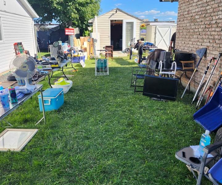 Grande vente de garage à Drummondville