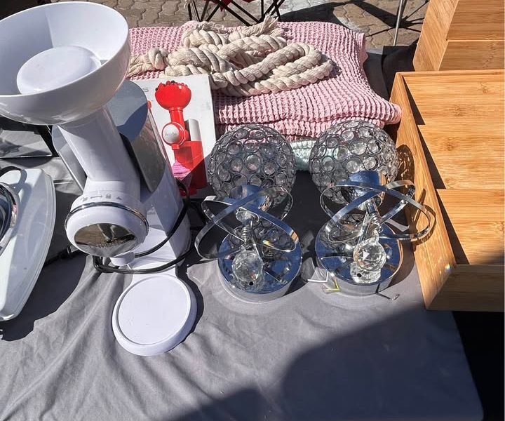 Vente de garage 22 & 23 août à Laval