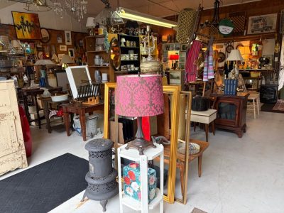 Brocante Vente de garage à Saint-Nicolas