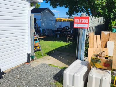 Grande vente de garage à Drummondville