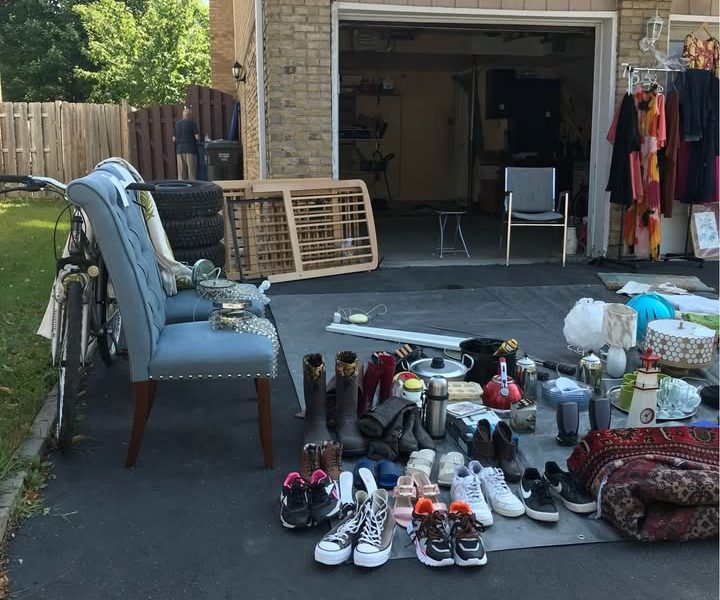 Ventre de garage(6-7 September) à Brossard