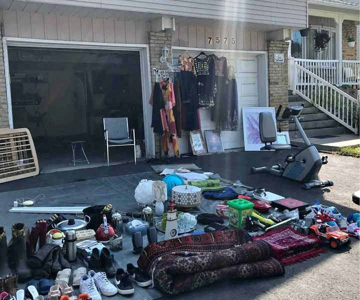 Ventre de garage(6-7 September) à Brossard