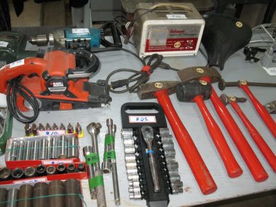 Vente de garage à Trois-Rives