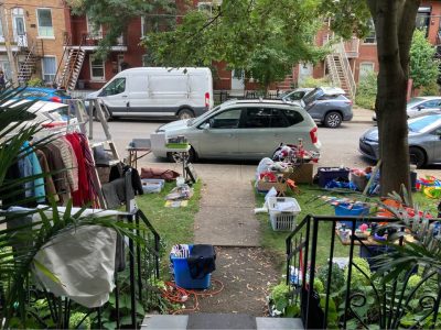 Vente de garage à Montréal